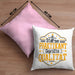 Praktikant Kissen mit Füllung 40x40 Geschenk Für Praktikanten Geschenkidee Geprüfte Qualität (Grau) Rosa Trendation