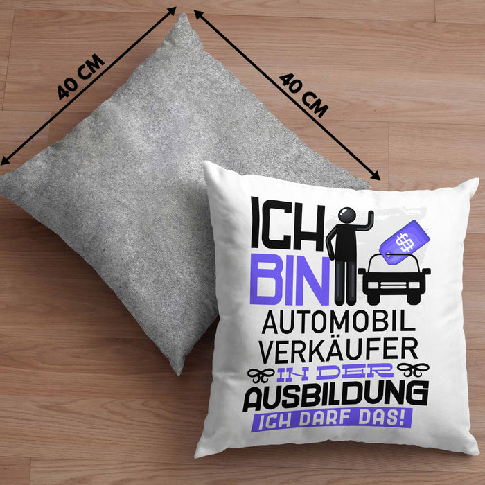 Automobilverkäufer Ausbildung Kissen mit Füllung 40x40 Geschenk Ich Bin Automobilverkäufer In Der Ausbildung Ich Darf Das Geschenkidee Spruch (Grau) Grau Trendation