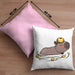 Kissen mit Füllung 40x40 mit Capybara-Motiv Geschenk für Capybara Liebhaber (Grau) Rosa Trendation