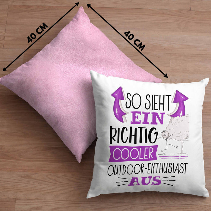So Sieht Ein Richtig Cooler Outdoor-Enthusiast Aus Geschenk Kissen mit Füllung 40x40 Lustiger Spruch Geschenkidee (Grau) Rosa Trendation
