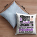 Songwriter Geschenk Kissen mit Füllung 40x40 Lustige Geschenkidee für Songwriter Geburtstag Niemand Ist Perfekt Aber Als Songwriter Ist Man Nah Dran (Grau) Blau Trendation