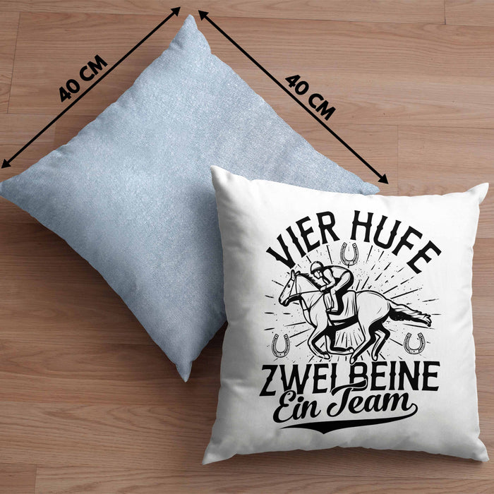 Reiterin Kissen mit Füllung 40x40 Spruch Geschenk Pferde-Liebhaberin Geschenkidee Mädchen Vier Hufe Zwei Beine Ein Team (Grau) Blau Trendation