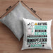 Hundepfleger Geschenk Kissen mit Füllung 40x40 Lustiger Spruch Erheben Sie Sich Der Hundepfleger Betritt den Raum (Grau) Grau Trendation
