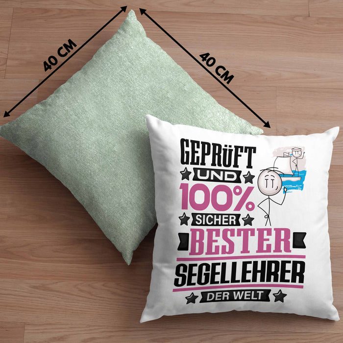 Segellehrer Geschenk Lustiger Spruch für Segellehrer Geschenkidee Bester Segellehrer Der WeltKissen mit Füllung 40x40 (Grau) Grün Trendation