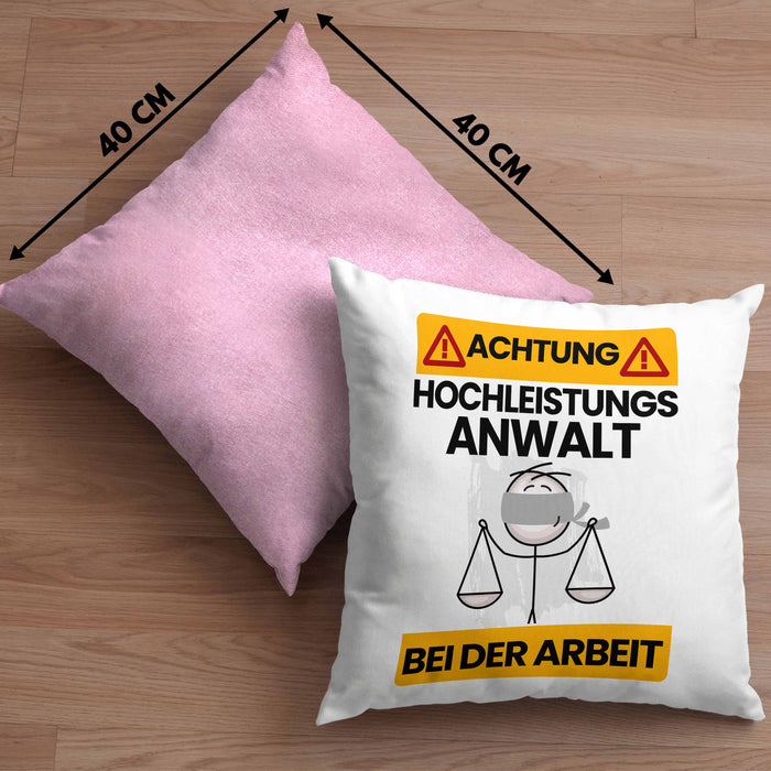 Anwalt Kissen mit Füllung 40x40 Geschenk Lustiger Spruch Geschenkidee für Anwalt Achtung Hochleistungs Anwalt Bei Der Arbeit (Grau) Rosa Trendation