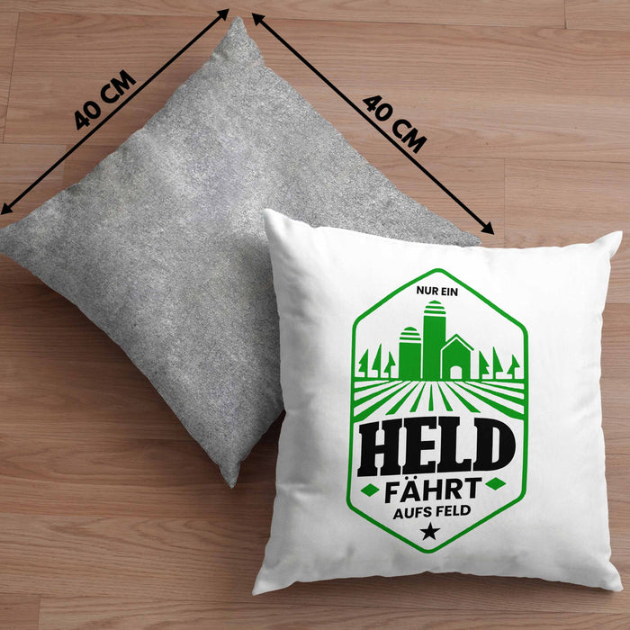Lustige Kissen mit Füllung 40x40 für Landwirte Bauern Geschenk Spruch Nur Ein Held Fährt Aufs Feld (Grau) Grau Trendation