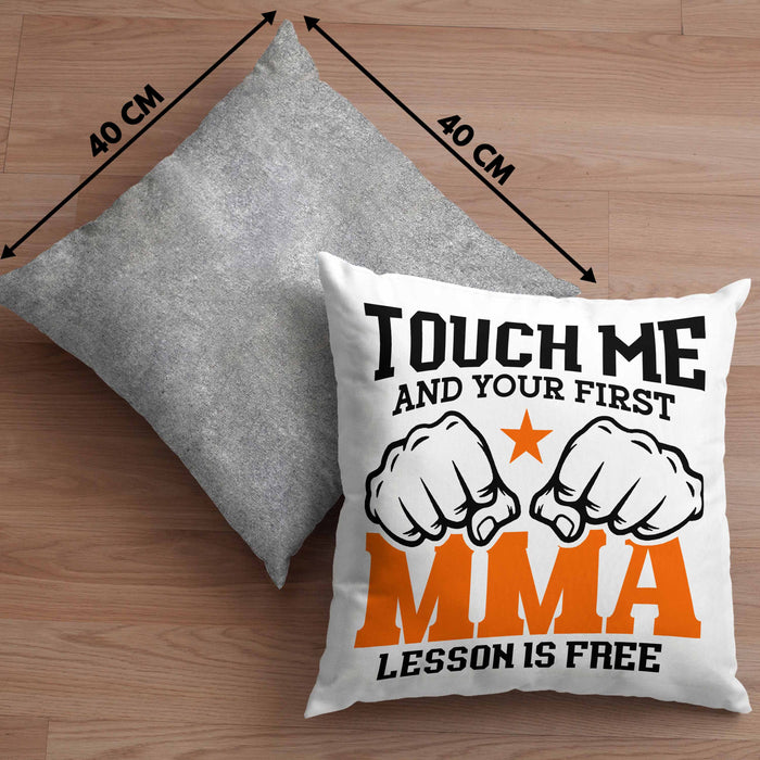 MMA-Kissen mit Füllung 40x40 Geschenk für MMA-Kämpfer Geschenkidee First MMA Lesson (Grau) Grau Trendation