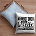 Geselle Prüfung Bestanden Kissen mit Füllung 40x40 Geschenk Verneigt Euch Der Geselle Betritt Den Raum (Grau) Blau Trendation