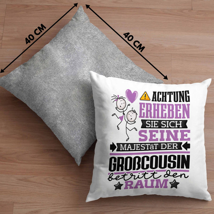 Großcousin Geschenk Kissen mit Füllung 40x40 Lustiger Spruch Erheben Sie Sich Der Großcousin Betritt den Raum (Grau) Grau Trendation