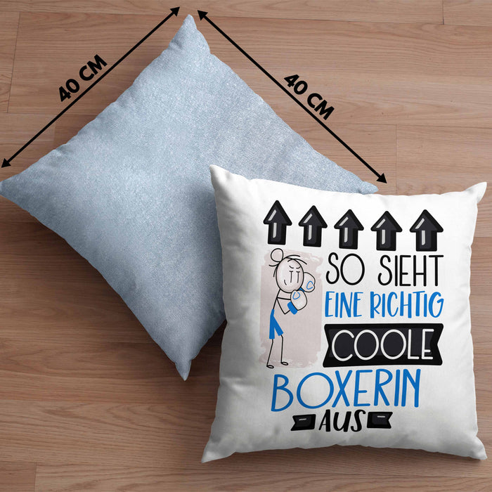 Boxerin Geschenk Kissen mit Füllung 40x40 Lustig Geschenkidee für Boxerin Geburtstag So Sieht Eine Richtig Coole Boxerin Aus Frauen Spruch (Grau) Blau Trendation