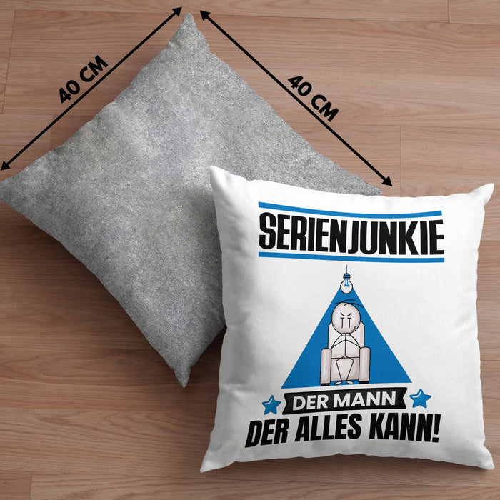 Serienjunkie Kissen mit Füllung 40x40 Geschenk für Serienjunkie Der Mann Der Alles Kann Geschenkidee zum Geburtstag (Grau) Grau Trendation