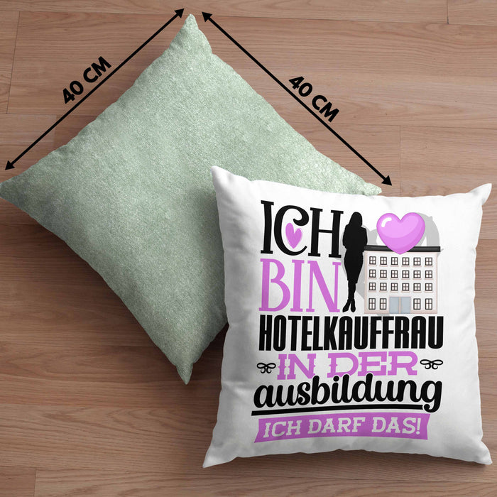 Hotelkauffrau Ausbildung Start Geschenk Kissen mit Füllung 40x40 Ich Bin Hotelkauffrau In Der Ausbildung Ich Darf Das Geschenkidee (Grau) Grün Trendation