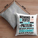 Puzzler Geschenk Kissen mit Füllung 40x40 Lustige Geschenkidee für Puzzler Geburtstag Niemand Ist Perfekt Aber Als Puzzler Ist Man Nah Dran (Grau) Grau Trendation