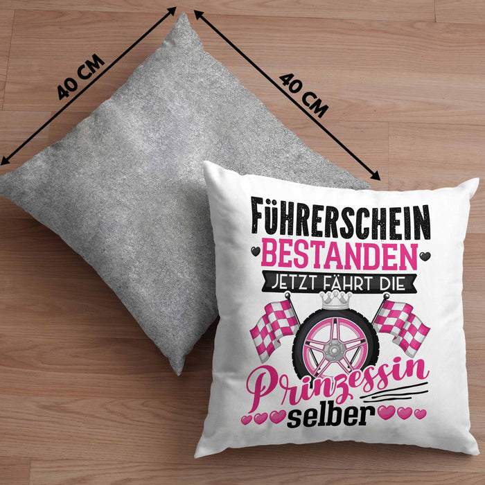 Führerschein Bestanden Geschenk Kissen mit Füllung 40x40 Bestandener Führerschein Jetzt Fährt Die Prinzessin Selber Motorrad Bike Fahrschule (Grau) Grau Trendation