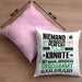 Kanute Geschenk Kissen mit Füllung 40x40 Lustige Geschenkidee für Kanute Geburtstag Niemand Ist Perfekt Aber Als Kanute Ist Man Nah Dran (Grau) Rosa Trendation