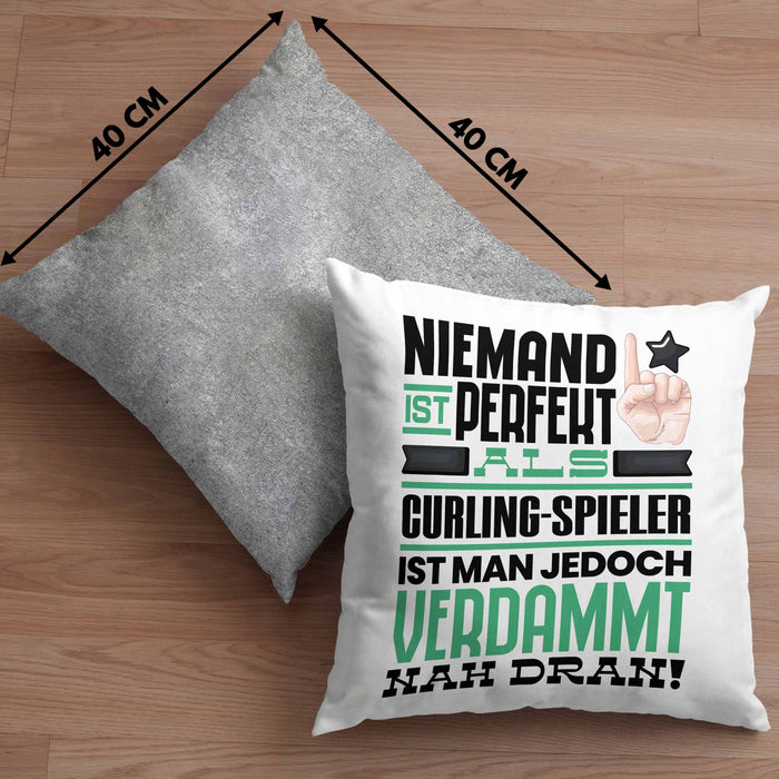 Curling-Spieler Geschenk Kissen mit Füllung 40x40 Lustige Geschenkidee für Curling-Spieler Geburtstag Niemand Ist Perfekt Aber Als Curling-Spieler Ist Man Nah Dran (Grau) Grau Trendation