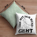 Die Mit Dem Hund Geht Kissen mit Füllung 40x40 Geschenk für Frauchen Hundebesitzerin Geschenkidee (Grau) Grün Trendation