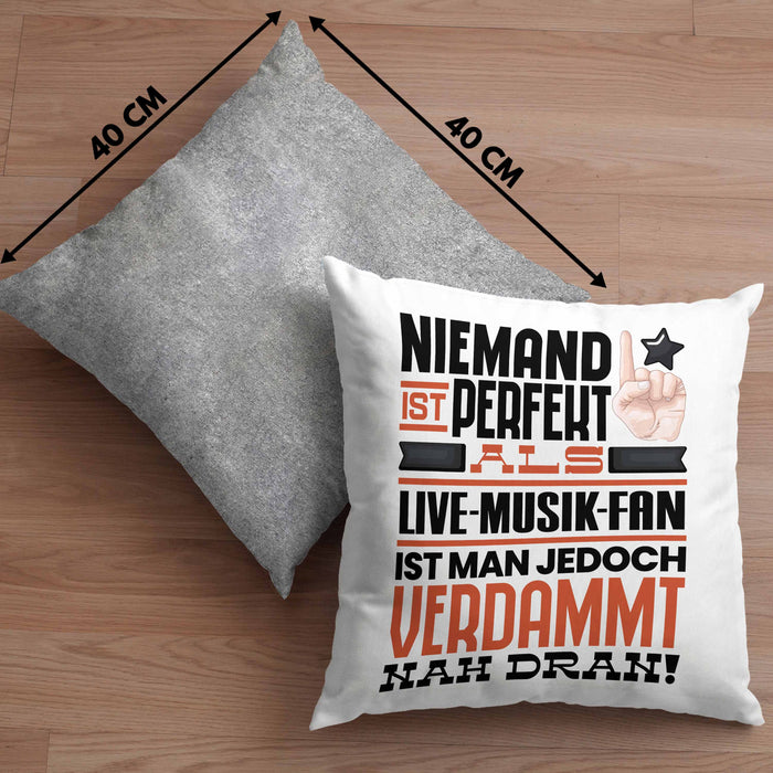 Live-Musik-Fan Geschenk Kissen mit Füllung 40x40 Lustige Geschenkidee für Live-Musik-Fan Geburtstag Niemand Ist Perfekt Aber Als Live-Musik-Fan Ist Man Nah Dran (Grau) Grau Trendation