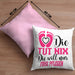 Lustige Kissen mit Füllung 40x40 für Fußpflegerinnen Geschenk für Fußpflege (Grau) Rosa Trendation