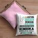 Kendoka Geschenk Kissen mit Füllung 40x40 Lustiger Spruch Erheben Sie Sich Der Kendoka Betritt den Raum (Grau) Rosa Trendation