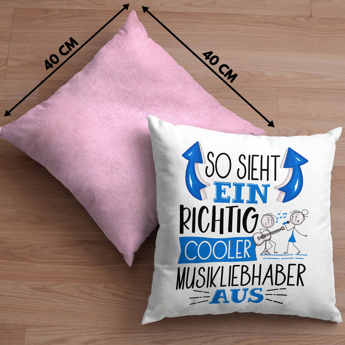 So Sieht Ein Richtig Cooler Musikliebhaber Aus Geschenk Kissen mit Füllung 40x40 Lustiger Spruch Geschenkidee (Grau) Rosa Trendation