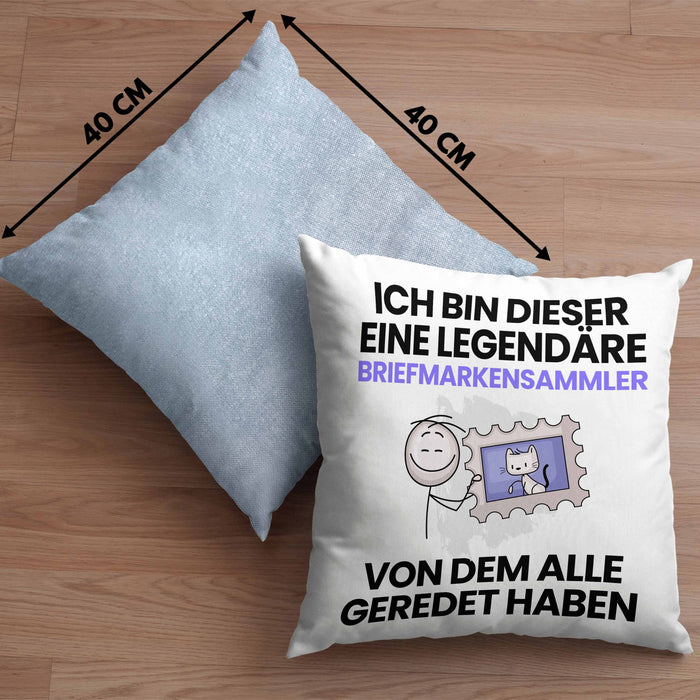 Briefmarkensammler Geschenk Kissen mit Füllung 40x40 Lustige Geschenkidee Geburtstag für Briefmarkensammler Ich Bin Dieser Legendäre Briefmarkensammler Von Dem Alle Geredet Haben (Grau) Blau Trendation