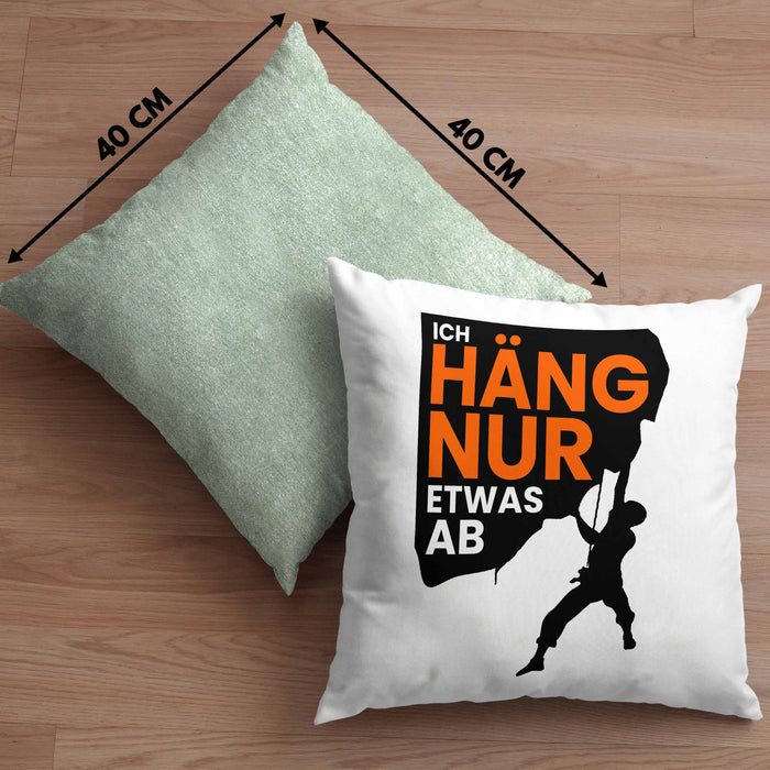 Lustige Kletter-Kissen mit Füllung 40x40 "Ich häng nur etwas ab" Geschenkidee für Boulder- und Kletter-Fans (Grau) Grün Trendation