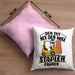 Lagerist Gabel-Staplerfahrer Kissen mit Füllung 40x40 Geschenk Staplerfahrer Geschenkidee Der Tut Nix Der Will Nur Stapler Fahren (Grau) Rosa Trendation