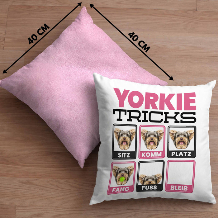 Yorkie Besitzer Kissen mit Füllung 40x40 Geschenk Lustiger Spruch Geschenkidee Yorkie Tricks Bleib (Grau) Rosa Trendation