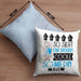 Schmiedin Geschenk Kissen mit Füllung 40x40 Geschenkidee für Schmiedin Geburtstag Weihnachten Spruch So Sieht Eine Richtig Coole Schmiedin Aus (Grau) Blau Trendation