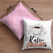 Kaffee Dealer Kissen mit Füllung 40x40 Geschenk für Barista Geburtstag Spruch Geschenkidee Kaffeeverkäufer (Grau) Rosa Trendation