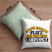 Landvogt Kissen mit Füllung 40x40 Geschenk Lustiger Spruch Mach Schon Platz Ich Bin Der Landvogt Geschenkidee Geburtstag (Grau) Grün Trendation