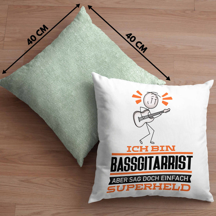 Bassgitarrist Geschenk Kissen mit Füllung 40x40 Ich Bin Bassgitarrist Aber Sag Doch Einfach Superheld Lustige Geschenkdiee für Bassgitarrist (Grau) Grün Trendation