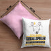 Fußballspieler Geschenk Kissen mit Füllung 40x40 Ich Bin Fußballspieler Aber Sag Doch Einfach Superheld Lustige Geschenkdiee für Fußballspieler (Grau) Rosa Trendation