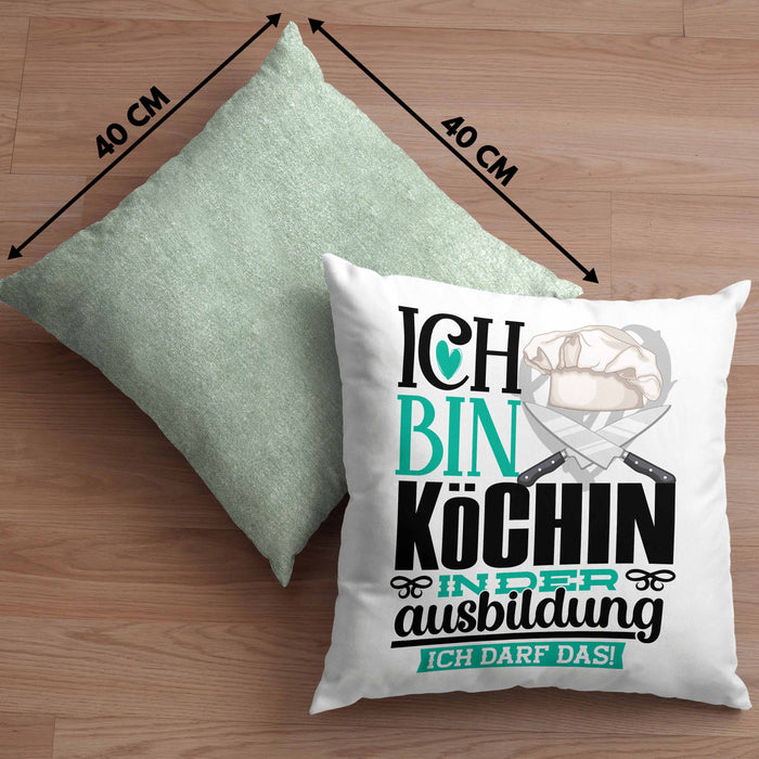 Köchin Ausbildung Start Geschenk Kissen mit Füllung 40x40 Ich Bin Köchin In Der Ausbildung Ich Darf Das Geschenkidee (Grau) Grün Trendation