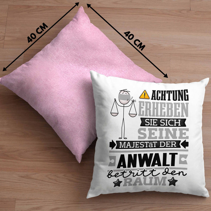 Anwalt Geschenk Kissen mit Füllung 40x40 Lustiger Spruch Erheben Sie Sich Der Anwalt Betritt den Raum (Grau) Rosa Trendation