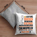 Curlingspieler Geschenk Kissen mit Füllung 40x40 Lustiger Spruch Erheben Sie Sich Der Curlingspieler Betritt den Raum (Grau) Grau Trendation