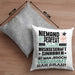 Musikgeschäftsinhaber Geschenk Kissen mit Füllung 40x40 Lustige Geschenkidee für Musikgeschäftsinhaber Geburtstag Niemand Ist Perfekt Aber Als Musikgeschäftsinhaber Ist Man Nah Dran (Grau) Grau Trendation
