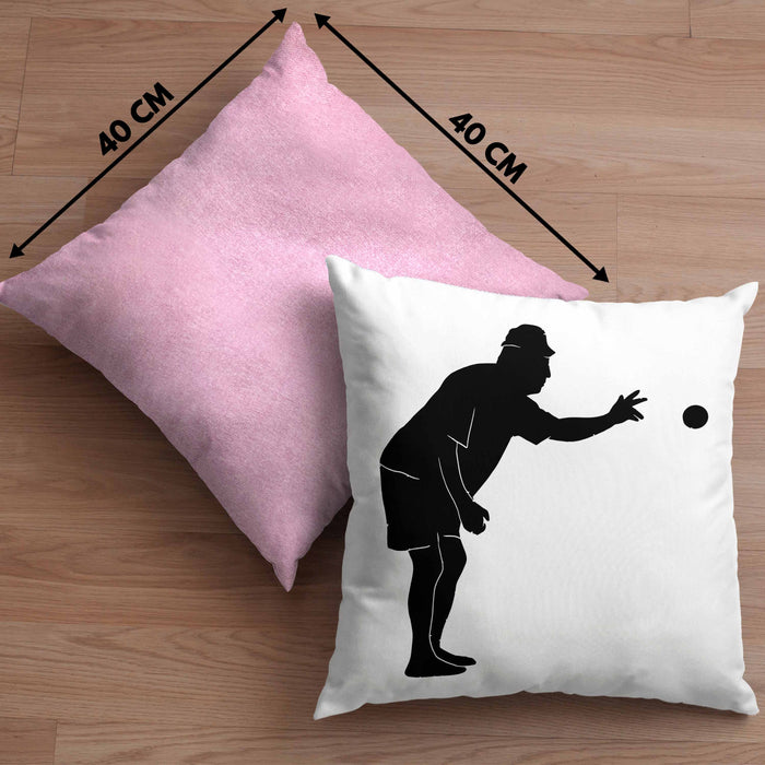 Boule Kissen mit Füllung 40x40 Geschenk Boule-Spieler Geschenkidee Spruch Grafik Werfender Boule Spieler (Grau) Rosa Trendation
