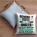 Angler Geschenk Kissen mit Füllung 40x40 Lustige Geschenkidee für Angler Geburtstag Niemand Ist Perfekt Aber Als Angler Ist Man Nah Dran (Grau) Blau Trendation
