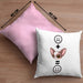 Chihuahua Kissen mit Füllung 40x40 Geschenk für Chihuahua Besitzer Lustige Geschenkidee :( + Chihuahua = :) (Grau) Rosa Trendation