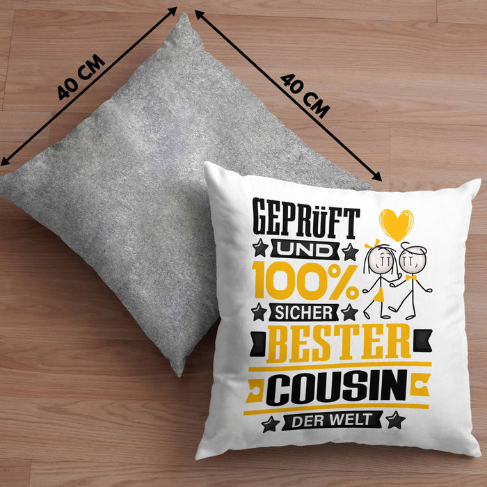 Cousin Geschenk Lustiger Spruch für Cousin Geschenkidee Bester Cousin Der WeltKissen mit Füllung 40x40 (Grau) Grau Trendation