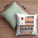 Fechter Geschenk Kissen mit Füllung 40x40 Lustiger Spruch Erheben Sie Sich Der Fechter Betritt den Raum (Grau) Grün Trendation