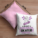 Skater Geschenk Kissen mit Füllung 40x40 So Gut Kann Nur Ein Skater Aussehen Geschenkidee (Grau) Rosa Trendation