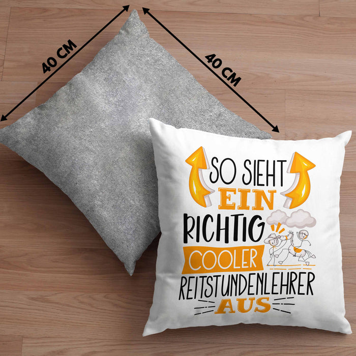 Reitstundenlehrer Kissen mit Füllung 40x40 So Sieht Ein Richtig Cooler Reitstundenlehrer Aus Geschenk Lustiger Spruch Geschenkidee (Grau) Grau Trendation