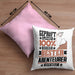 Abenteurer Geschenk Lustiger Spruch für Abenteurer Geschenkidee Bester Abenteurer Der WeltKissen mit Füllung 40x40 (Grau) Rosa Trendation