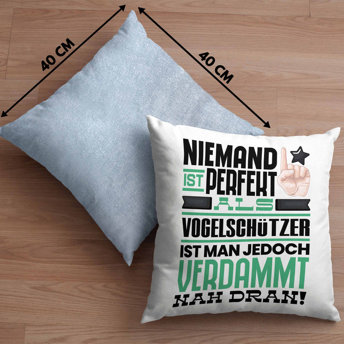 Vogelschützer Geschenk Kissen mit Füllung 40x40 Lustige Geschenkidee für Vogelschützer Geburtstag Niemand Ist Perfekt Aber Als Vogelschützer Ist Man Nah Dran (Grau) Blau Trendation