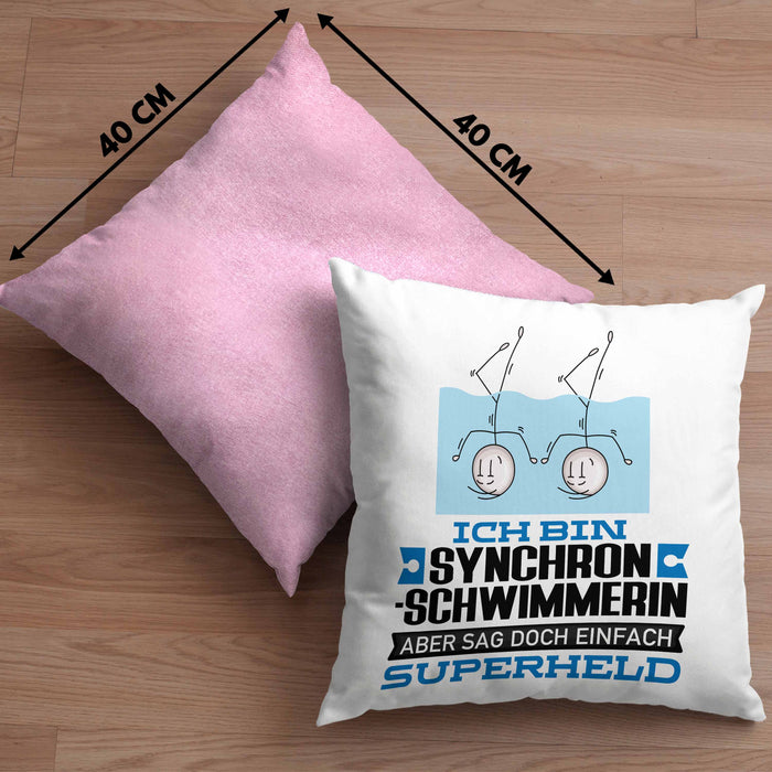 Synchronschwimmerin Geschenk Kissen mit Füllung 40x40 Ich Bin Synchronschwimmerin Aber Sag Doch Einfach Superheld Lustige Geschenkdiee für Synchronschwimmerin (Grau) Rosa Trendation