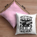 Waldarbeiter Kissen mit Füllung 40x40 Geschenk Der Tut Nix Der Will Nur Holz Machen Geschenkidee Forst Forstwirt (Grau) Rosa Trendation