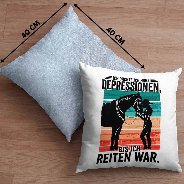 Reiterin Geschenk Kissen mit Füllung 40x40 Spruch Ich Dachte Ich Habe Depressionen Bis Ich Reiten War Geschenkidee (Grau) Blau Trendation